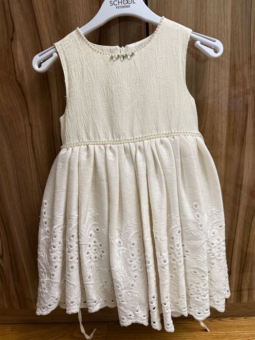 Платье нарядное для девочки