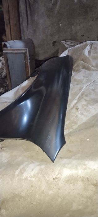 Продам крыло на Ауди 100