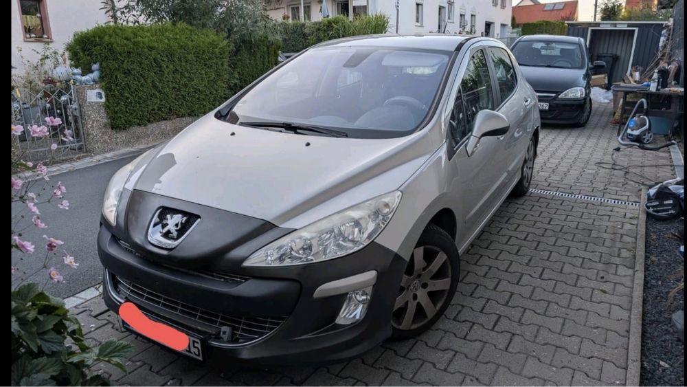 Продава се само на части Пежо 308 1.6 hdi