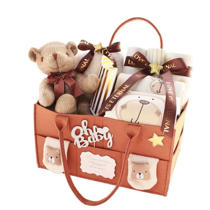 Подаръчен комплект за бебе 15 части