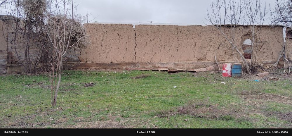 Назарбек текистил 3 сотих ер сотилади