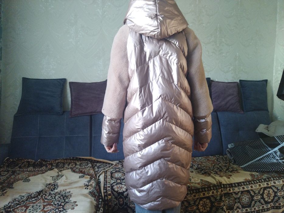 Продам пуховик в хорошем состоянии