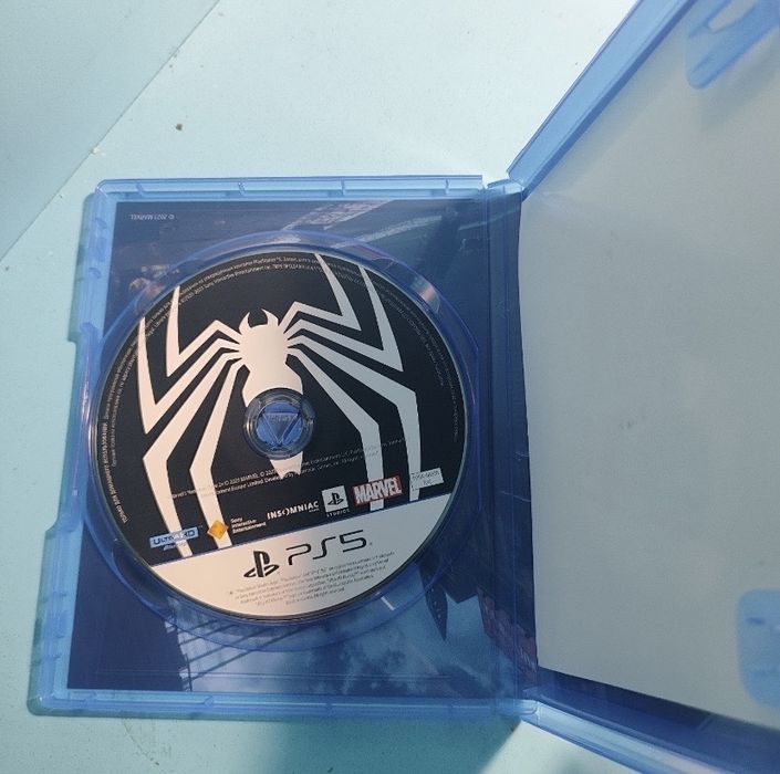 Dualsense Ps5. Диск Spider Man 2
