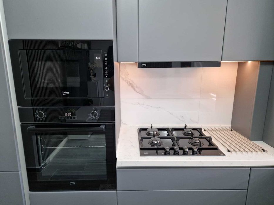 Inchiriere apartament 2 camere + parcare privata