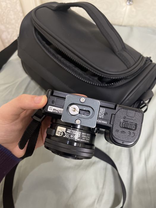 СРОЧНО ПРОДАМ Sony ZV-E10 фотоаппарат