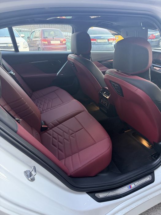 Bmw i5 40L Msport