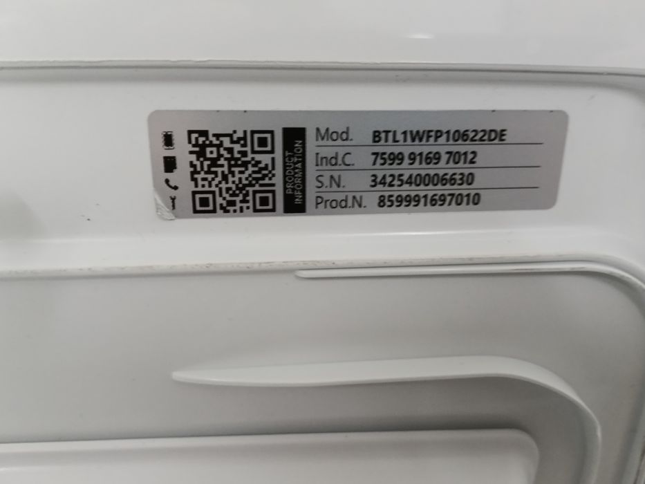 Mașină de spălat rufe verticala Beko (noua )