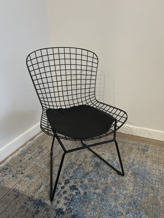 Продам стул интерьерный