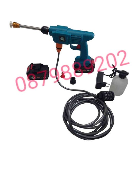 Акумулаторна водоструйка за почистване на автомобили  батерия, зарядно