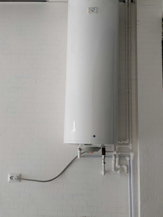 Прокладка и Замена Труб. Установка сантехники 24/7