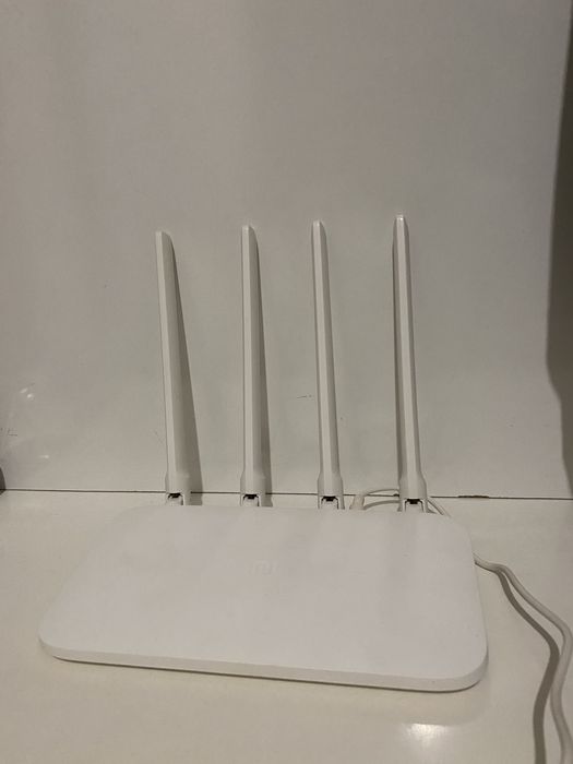 Продам Mi Router 4C