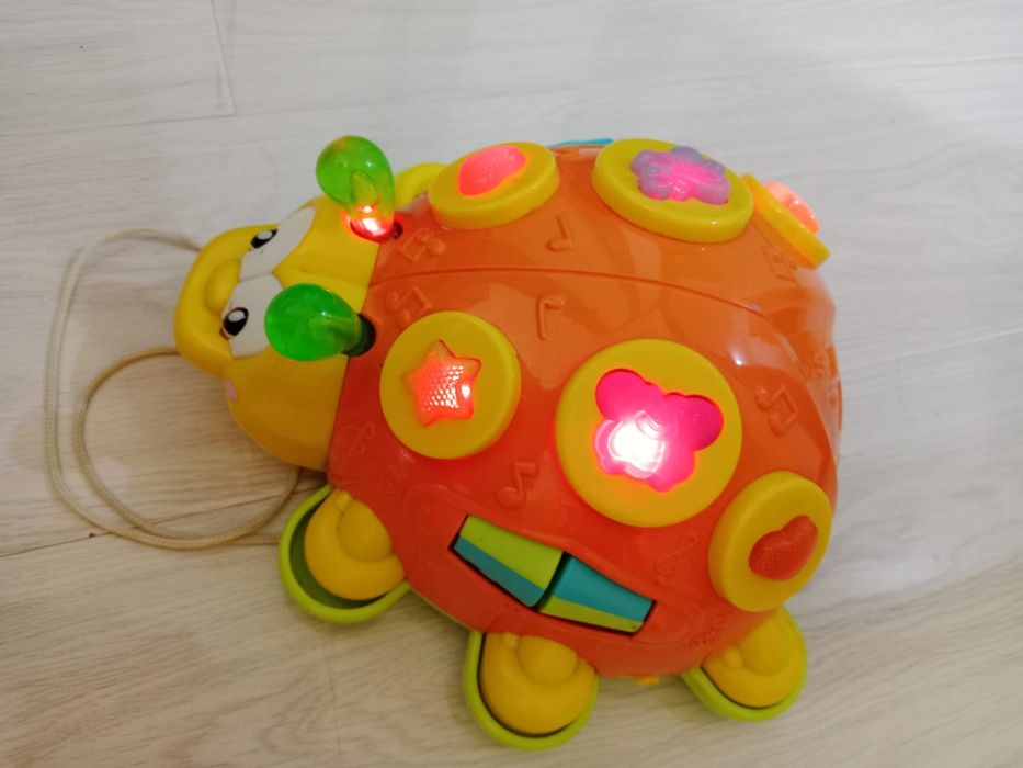 Музыкальная игрушка