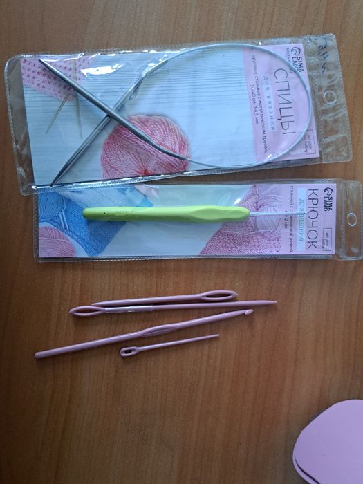 Продам  машинку для вязания