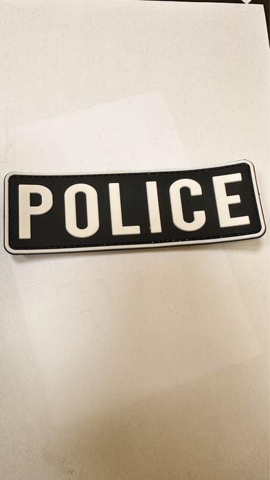 Надпис Police