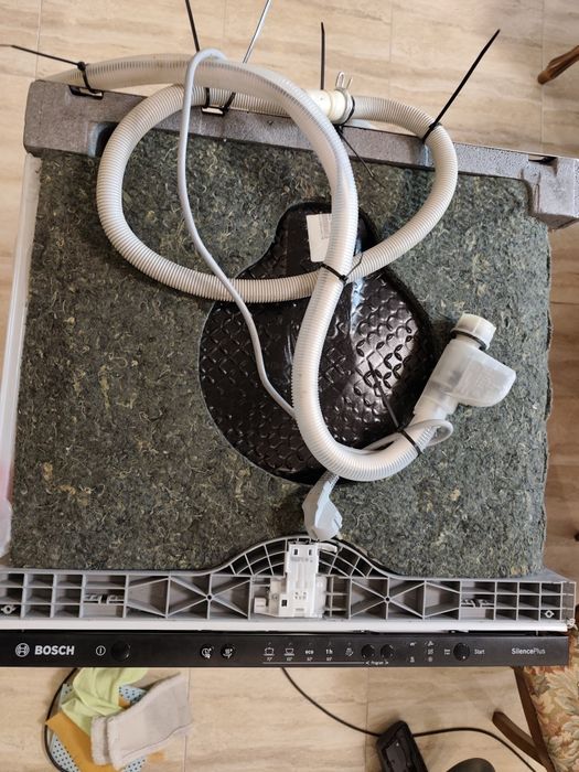 Съдомиялна за вграждане Bosch SMV25AX01E, 12 комплекта, 5 програми, 60