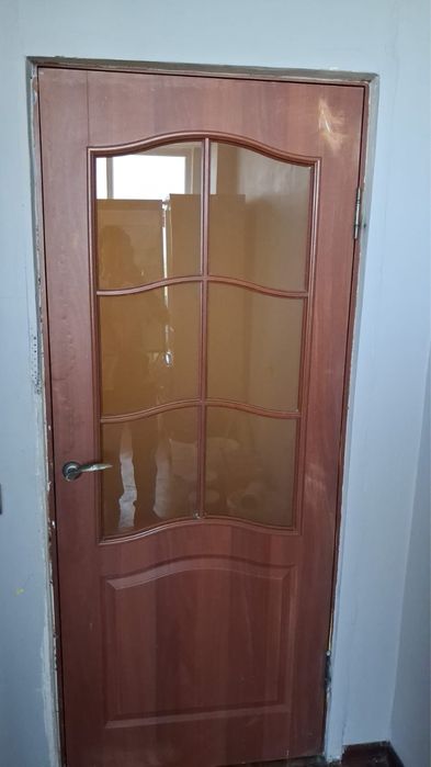 Двери  отдадим бесплтано