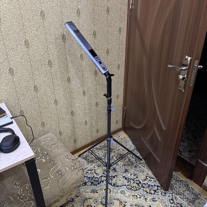 Neewer BH-30S rgb палка + стойка