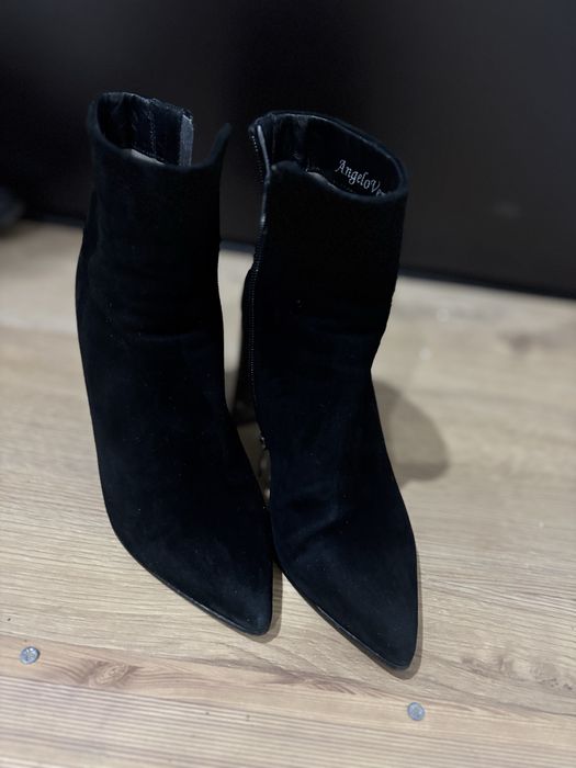 Осениий замшевый ботильон