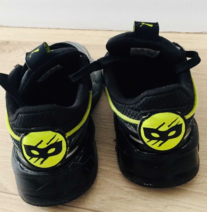 Adidași Puma Miraculous 30