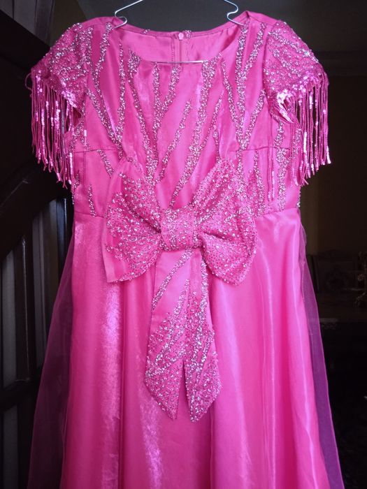 Toʻy marosimi uchun moʻljallangan koʻylak