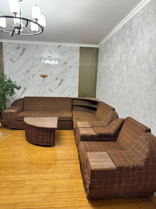 Диван для зала 2 метра