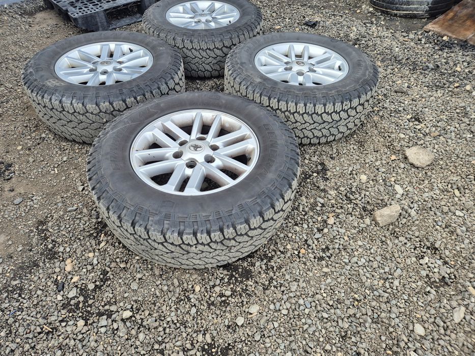 Jante pe 17 6x130 Toyota Hilux/Land Cruiser General Grabber 265/65 noi