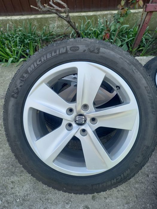 Jante 5×112 r17 anv 235/50/17 m+s Seat Leon,Volkswagen, Skoda