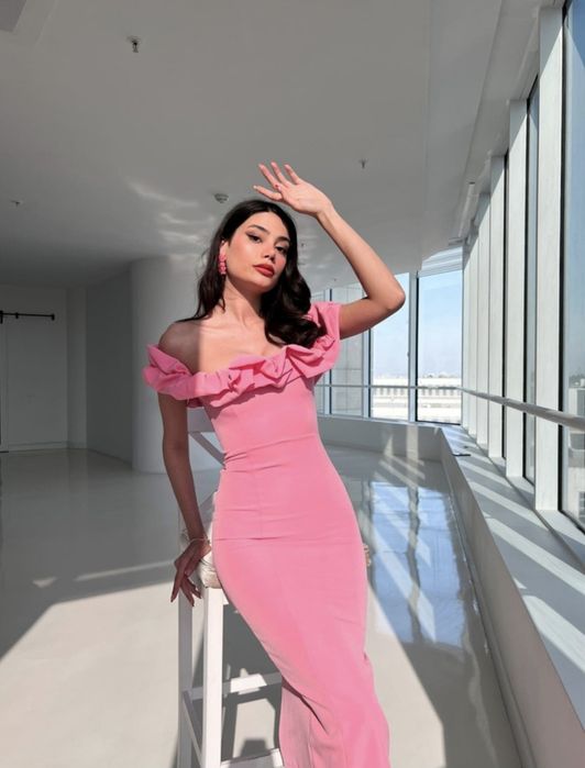 Красива дамска рокля