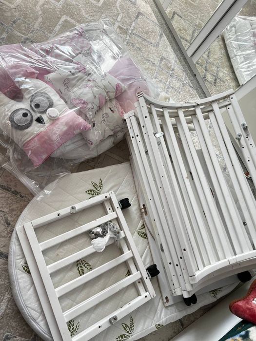 Продам детскую кроватку-трансформер