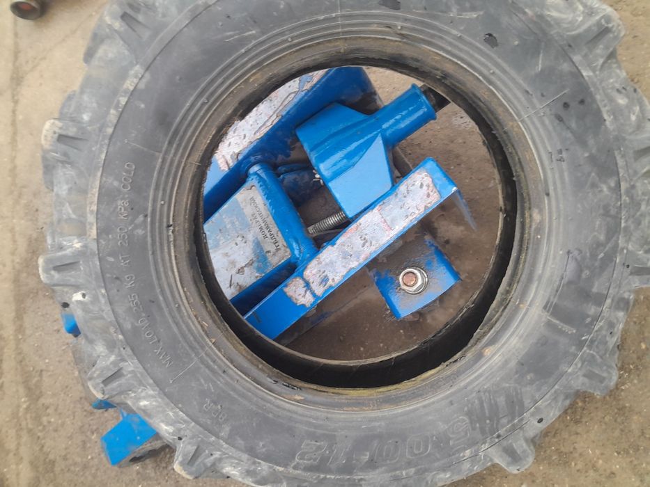 Буу шина на мото блок