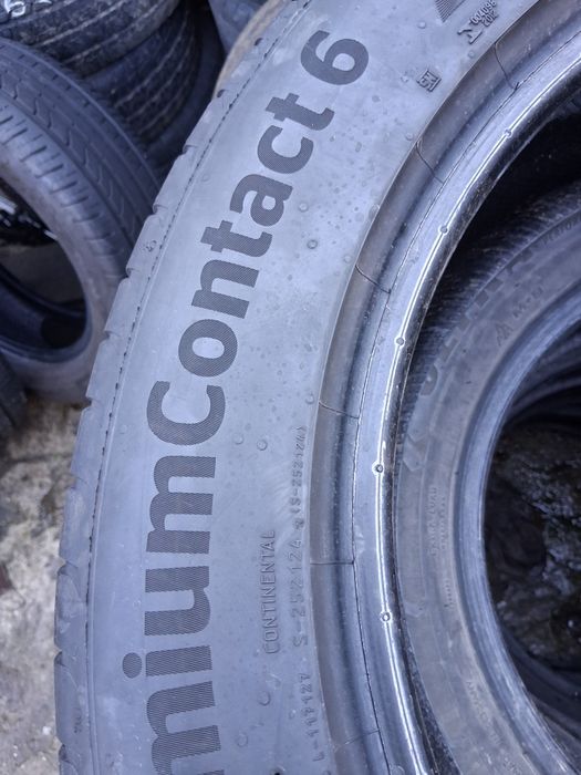 235 55 19 Континентал 4броя летни дот 2020г