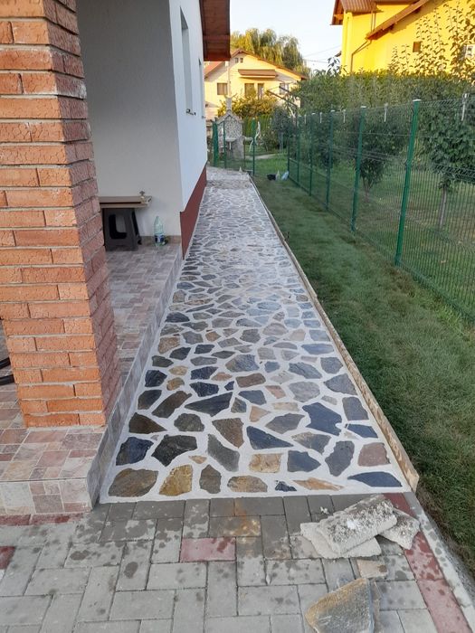 Piatra naturala de munte și Gazon rulou natural