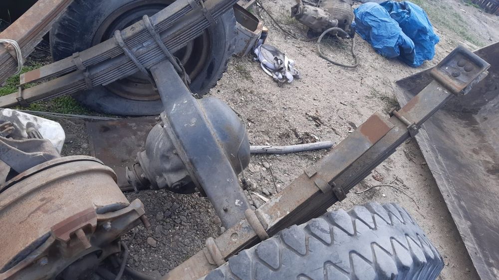 Продам задний мост на газ 53