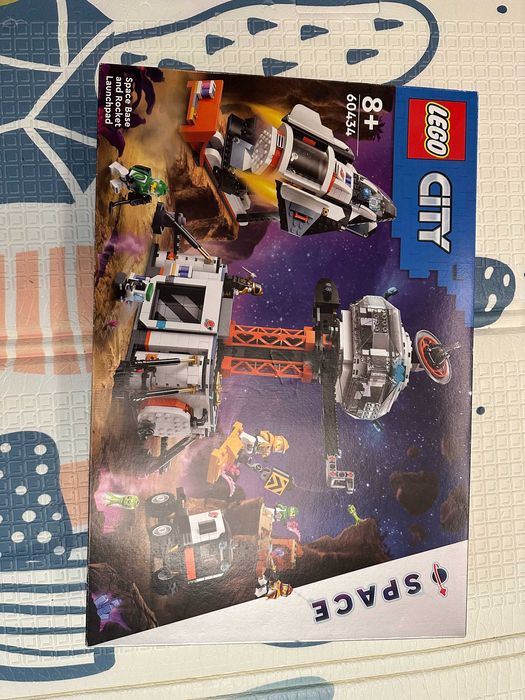 LEGO City 60434 Bază spațială - Asamblat o singură dată, complet.