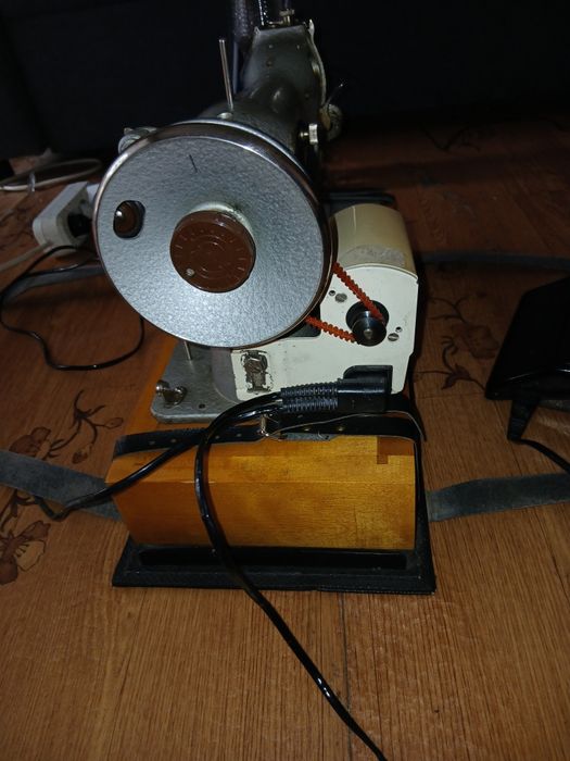 Швейная машинка СССР.