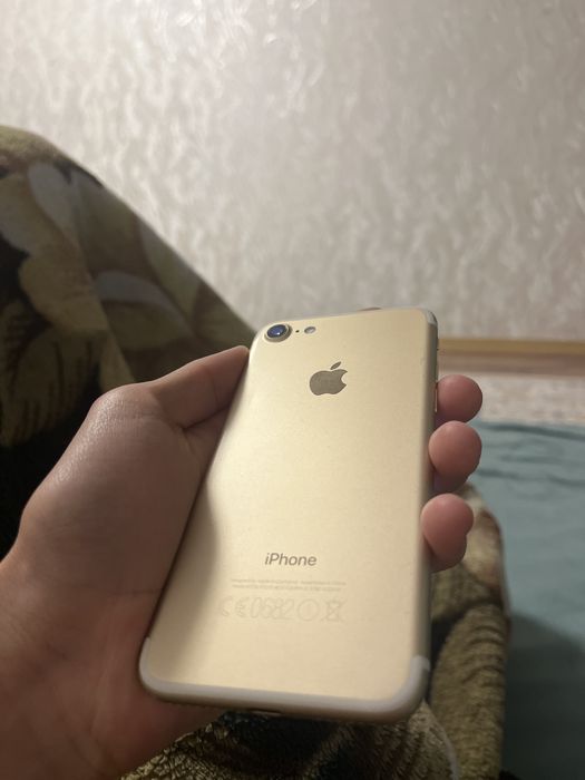 Заблокированный Айфон 7