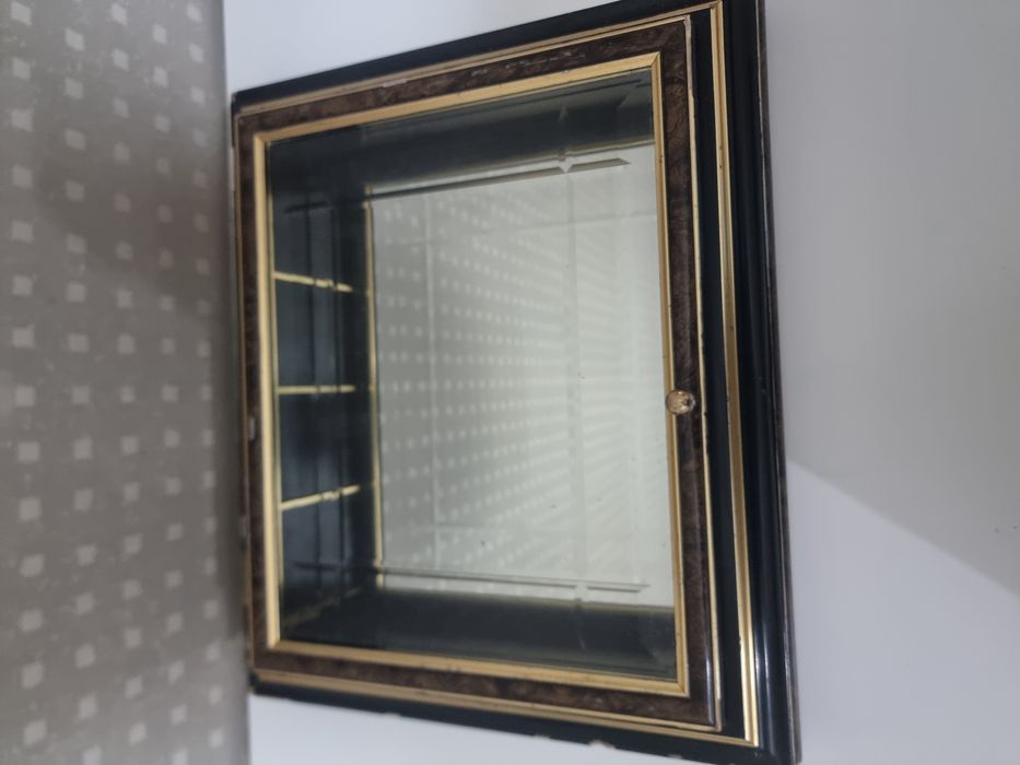 Casetă vitrină mare sticlă cu oglindă pentru expunere