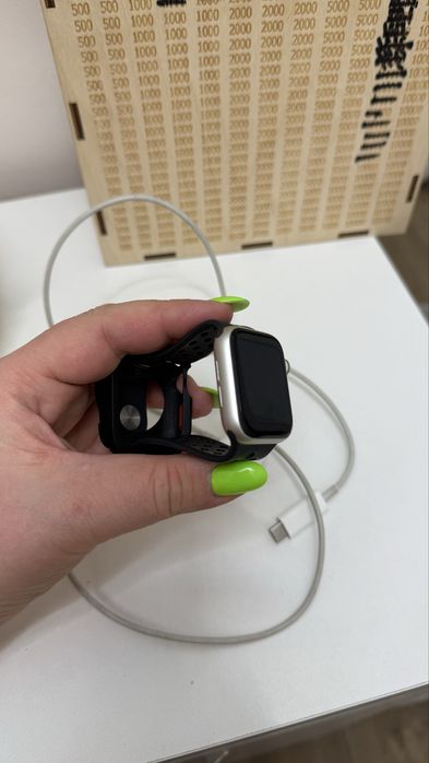 Apple watch SE 40мм