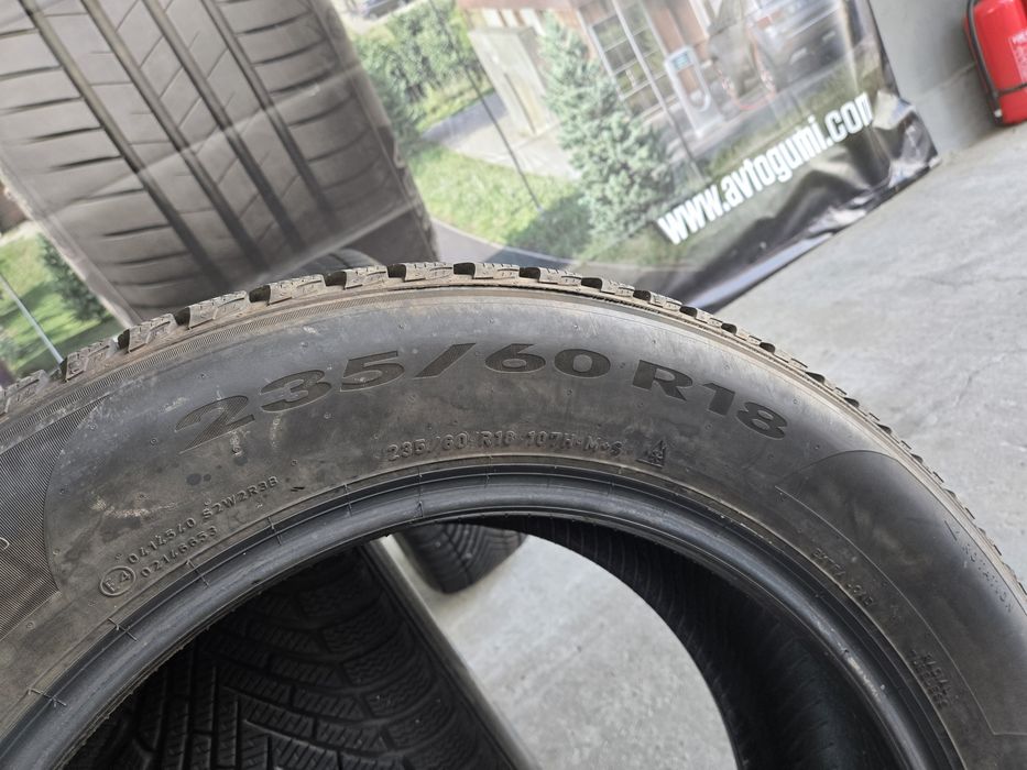 235/60/18 PIRELLI 4бр