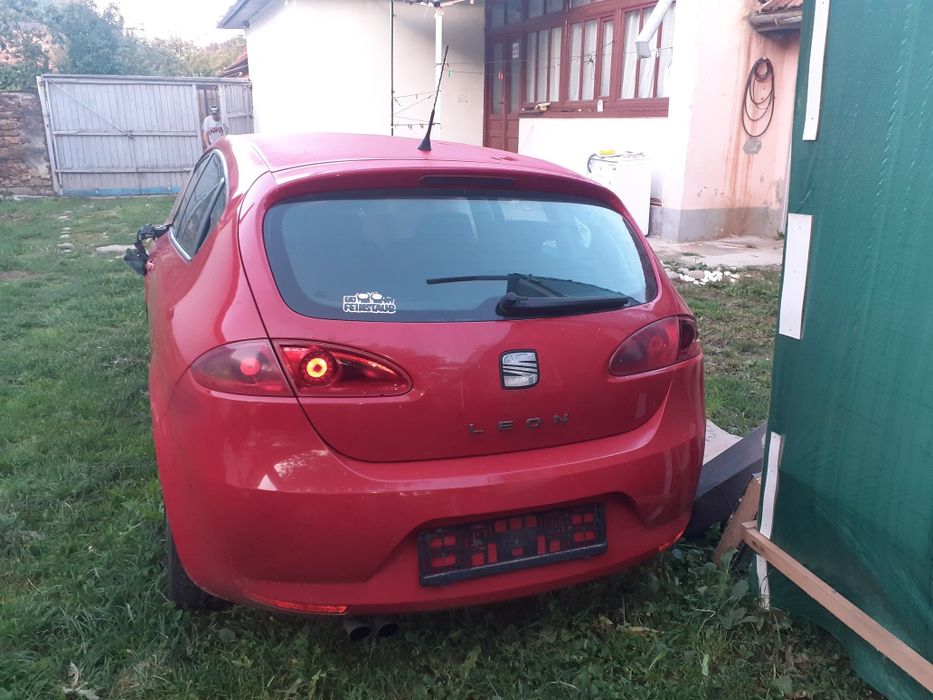Dezmembrez seat leon 2.0 tdi BKD 2006.