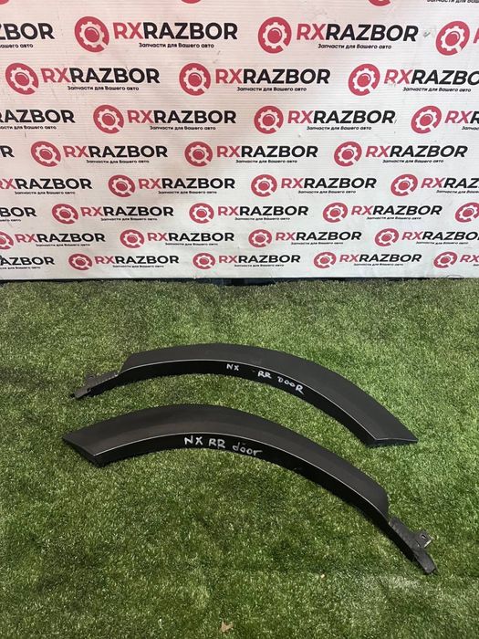 Вставки на двери на арку Lexus NX