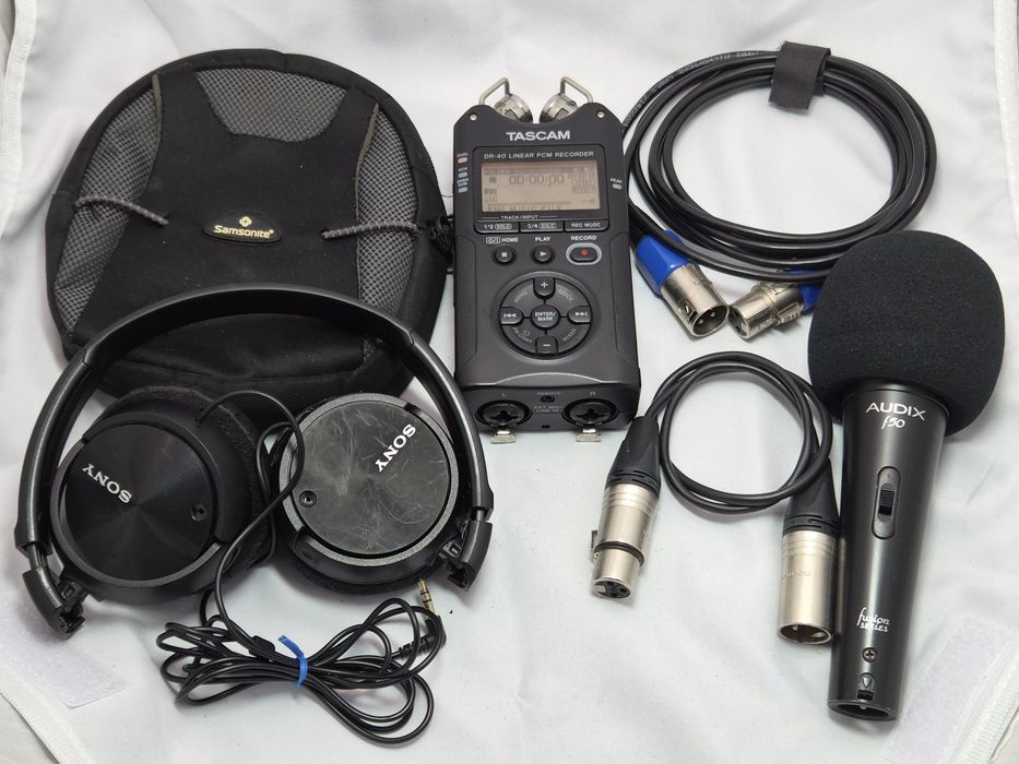 Trusa completa inregistrare audio - Tascam DR-40, microfon Audix f50, geanta Porta Brace, casti Sony