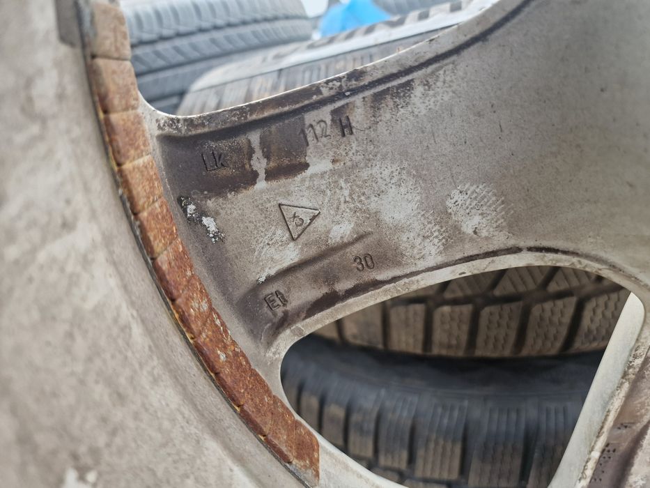 Гуми с Джанти за Ауди А4,А5 225/50 R17