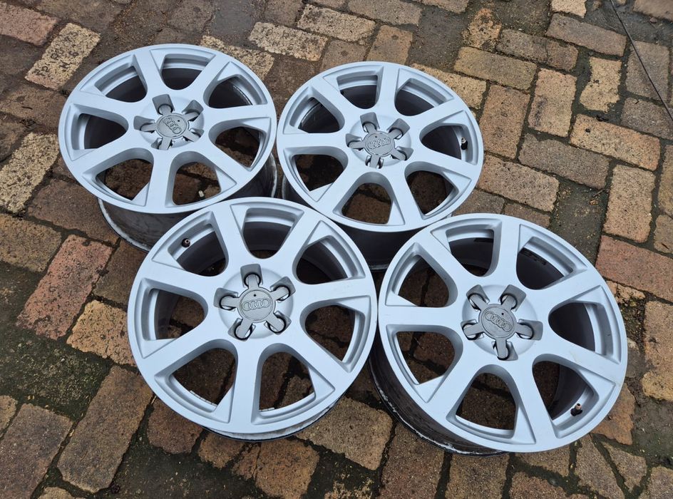 Set 4buc jante originale aliaj Audi R17 - 8Jx17H2 ET39 5x112