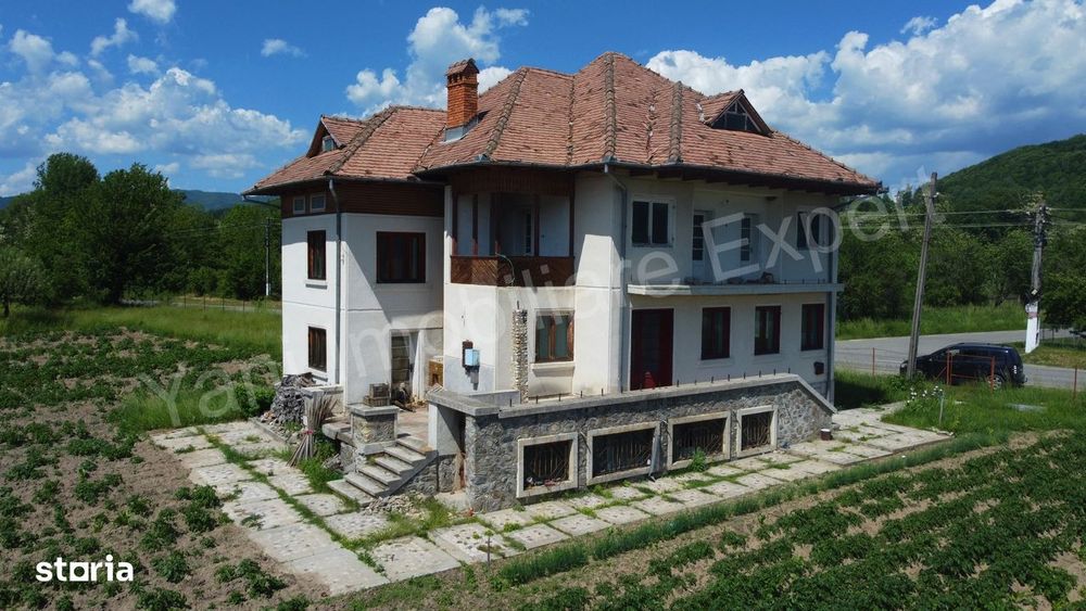 Casă de vânzare în comuna Șuici, județ Argeș.