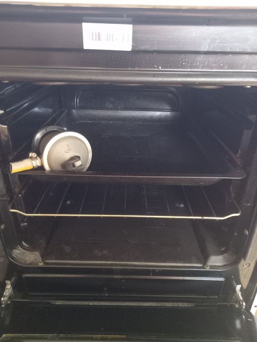 Продам плиту (газовая и электро)