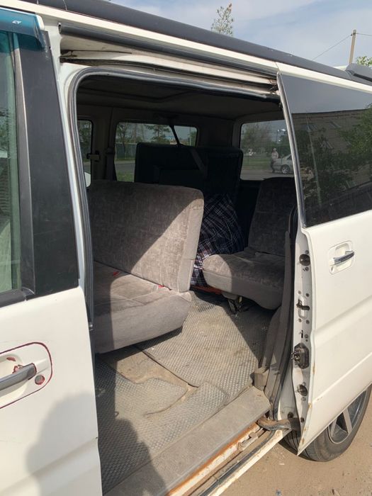 Продам машину Honda Stepwagon