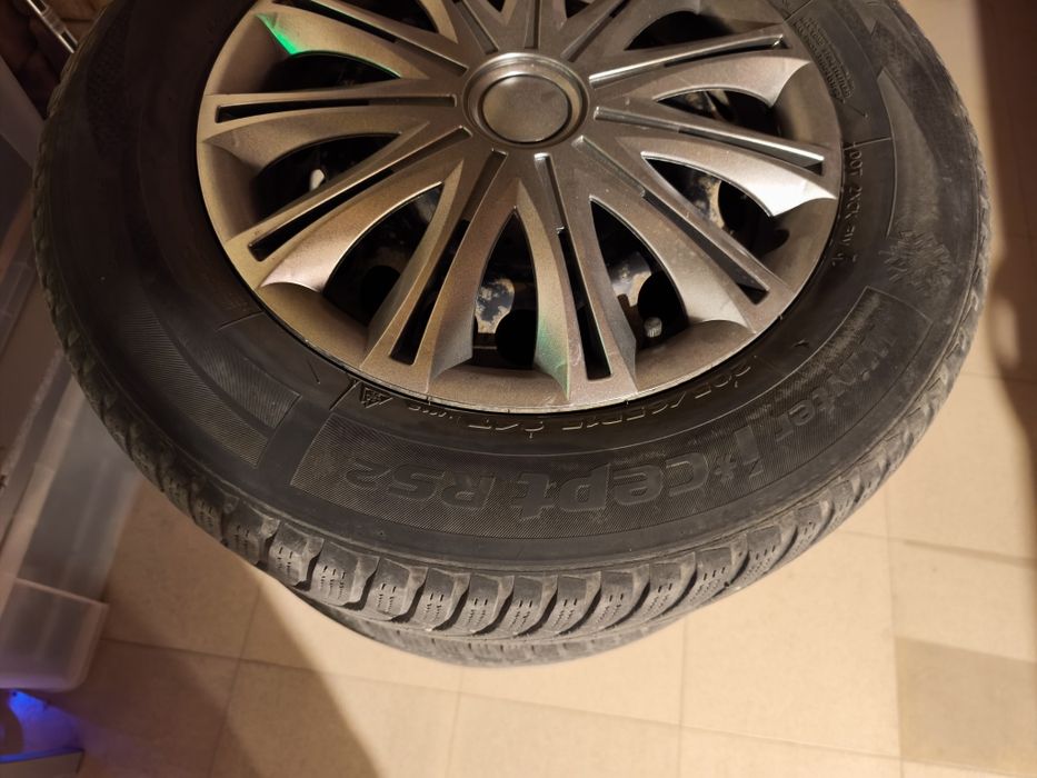 4 бр зимни гуми Hankook 205/65/15 и джанти 5х112мецедес,ауди,бмв