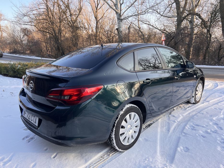 Opel astra 2018 Autoamta Benzina si Gpl
