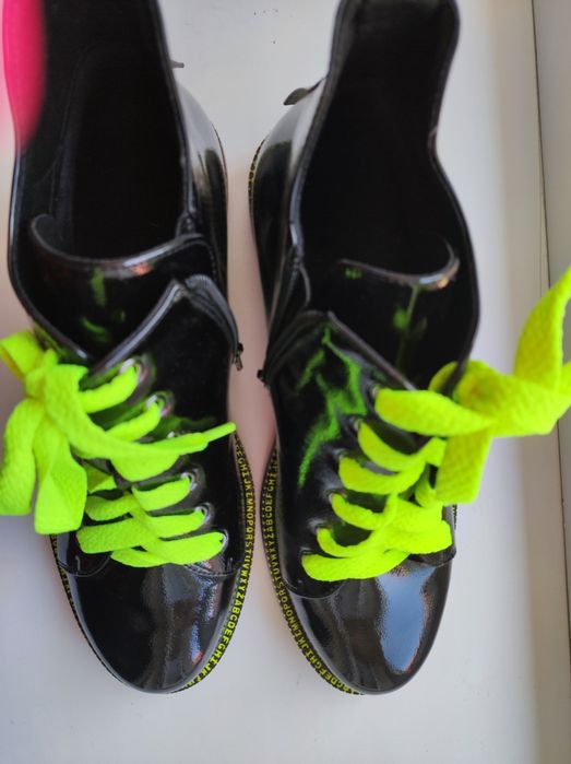 Туфли лакированные